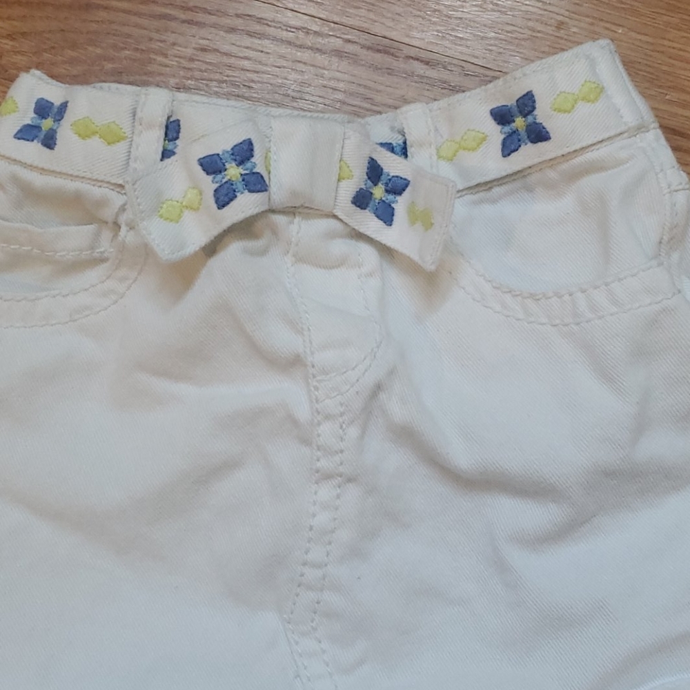 Skirts - Picture 3 of 3